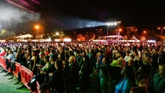 Morala responde a la hostelería berciana y confirma que "habrá barra y ‘food trucks’ en las fiestas de La Encina"