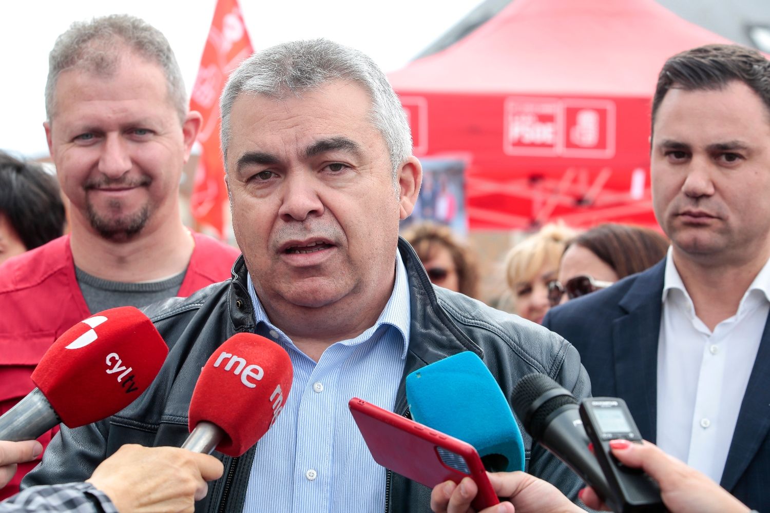 El hasta ahora secretario de Organización del PSOE, Santos Cerdán, en la provincia de León | Campillo / ICAL