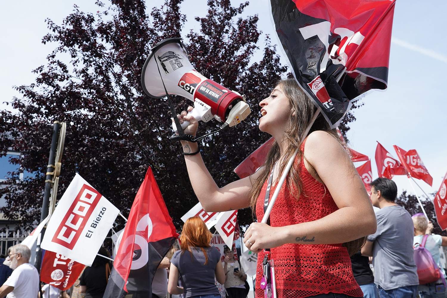 Concentración de Teleperformance en Ponferrada | | César Sánchez, ICAL