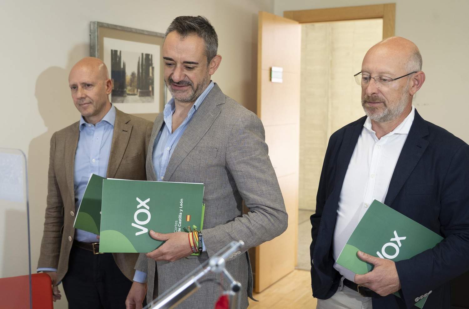 Vox presenta la PPL de medidas temporales y urgentes para la protección del patrimonio agrario y paisajístico de los núcleos rurales | Eduardo Margareto / ICAL