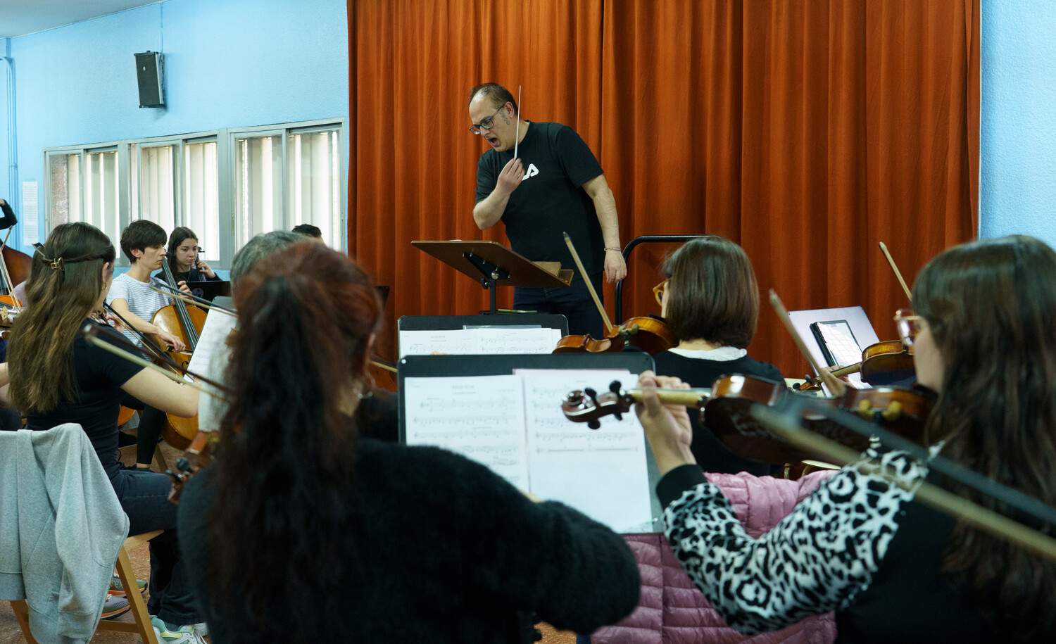 Ensayo de la Orquesta Sinfónica de Ponferrada dirigida por Manuel Alejandre | César Sanchez / ICAL