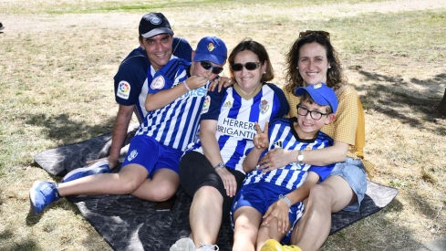 La Rosaleda fue una marea blanquiazul  (75)