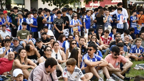 La Rosaleda fue una marea blanquiazul  (95)