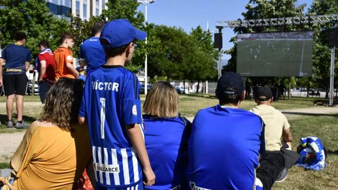 La Rosaleda fue una marea blanquiazul (103) La Rosaleda fue una marea blanquiazul (103)