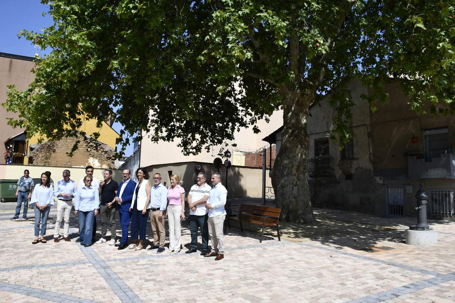 Inauguración plaza Cruceiro (8)