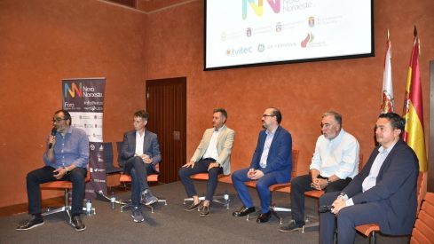 Las imágenes del Foro Nexo Noroeste organizado por InfoBierzo e InfoLeón | Dani Merino