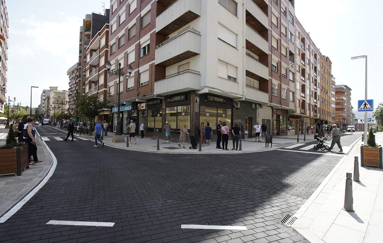 Calle Obispo Osmundo y calle Ancha de Ponferrada Calle Obispo Osmundo y calle Ancha de Ponferrada