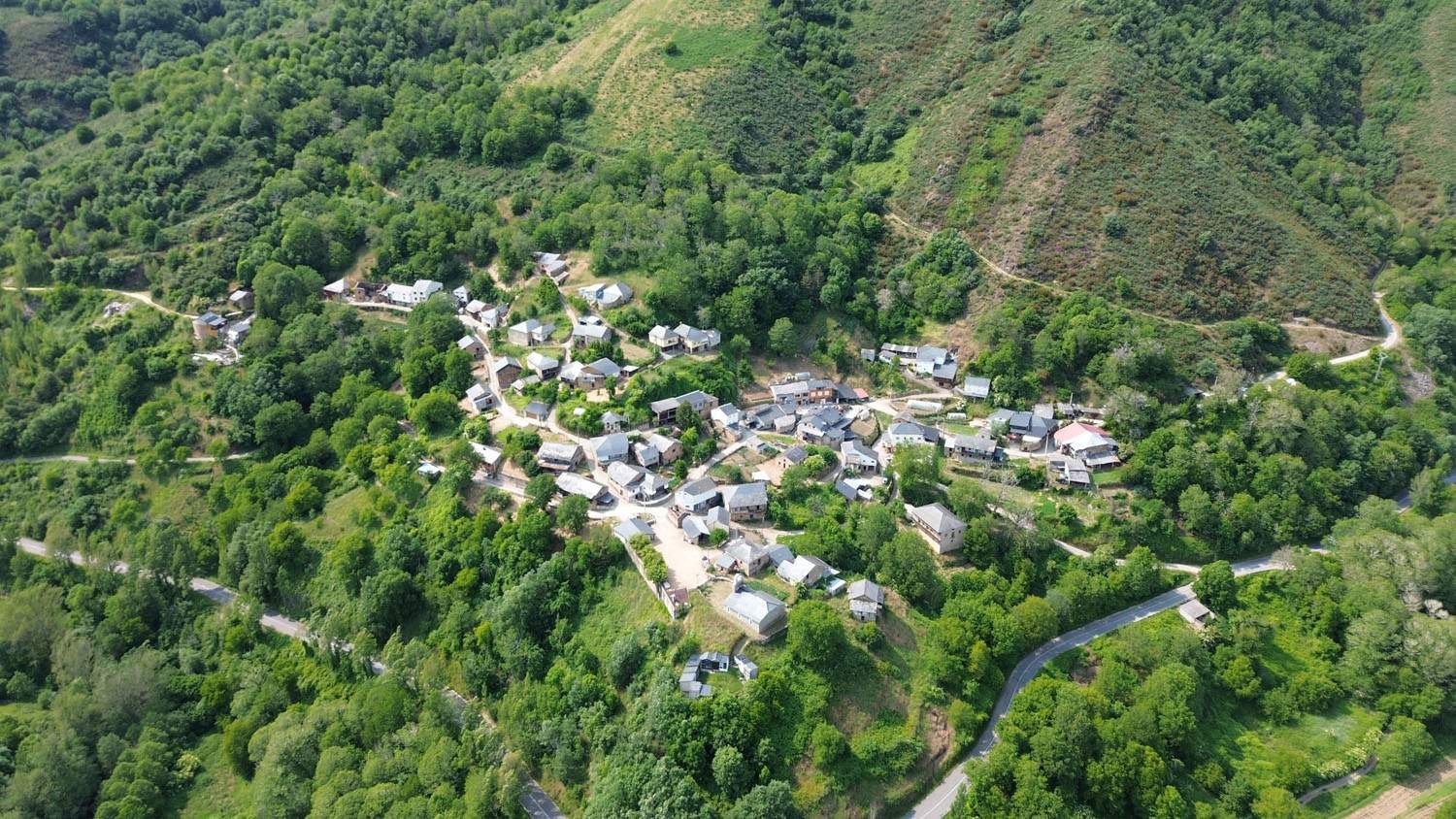 San Fiz do Seo Del cielo a la raíz del Bierzo (2)
