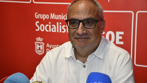 Olegario Ramón, secretario general del PSOE de Ponferrada | El PSOE de Ponferrada exige "más inversión social" y "menos gasto festivo" para aprobar los presupuestos de este año 