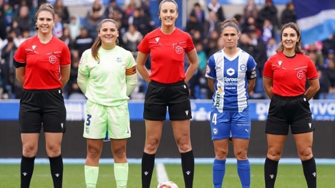 Raquel Suárez en un encuentro de Primera División | La árbitra berciana Raquel Suárez regresa a Primera División Femenina