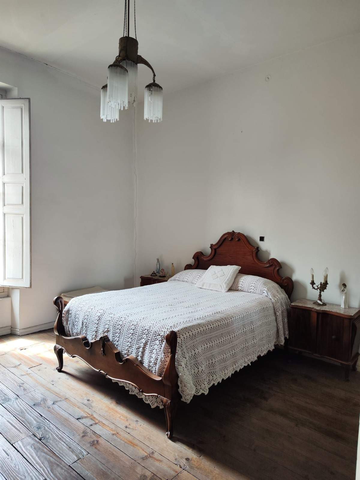 Piezas a la venta en la Home Market de Cacabelos (2) Piezas a la venta en la Home Market de Cacabelos (2)