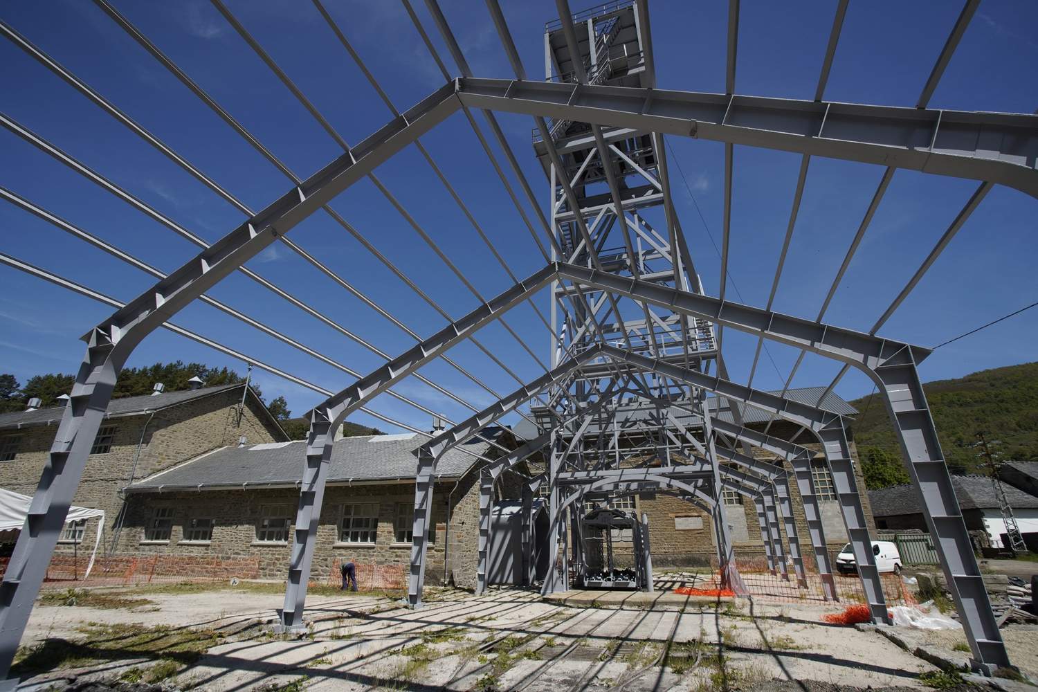 Restauración del Pozo María en Caboalles de Abajo (León) (4) Restauración del Pozo María en Caboalles de Abajo (León) (4)