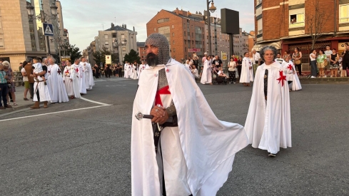 Imposición de la capa templaria 2025 (7)