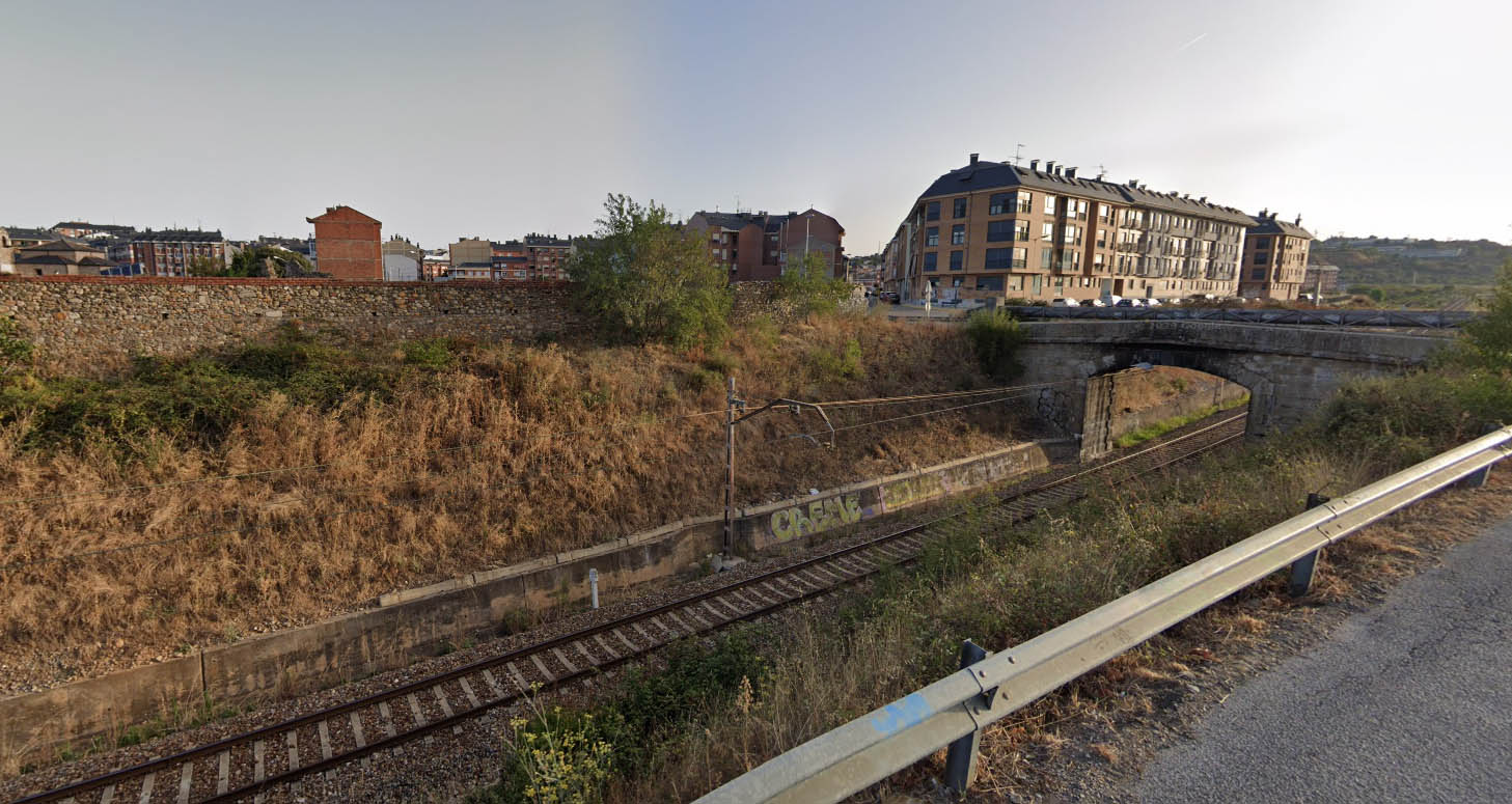 Interrumpida la circulación del tren entre Ponferrada y San Miguel de las Dueñas por un arrollamiento