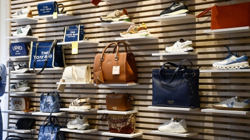 Rebajas en Teatriz 16