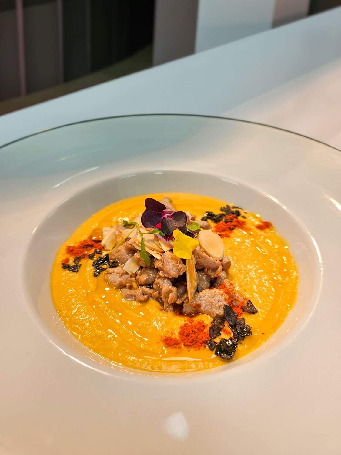 Uno de los platos que se prepararon para las II Jornadas Atún Rojo del Restaurante Lumiere de León