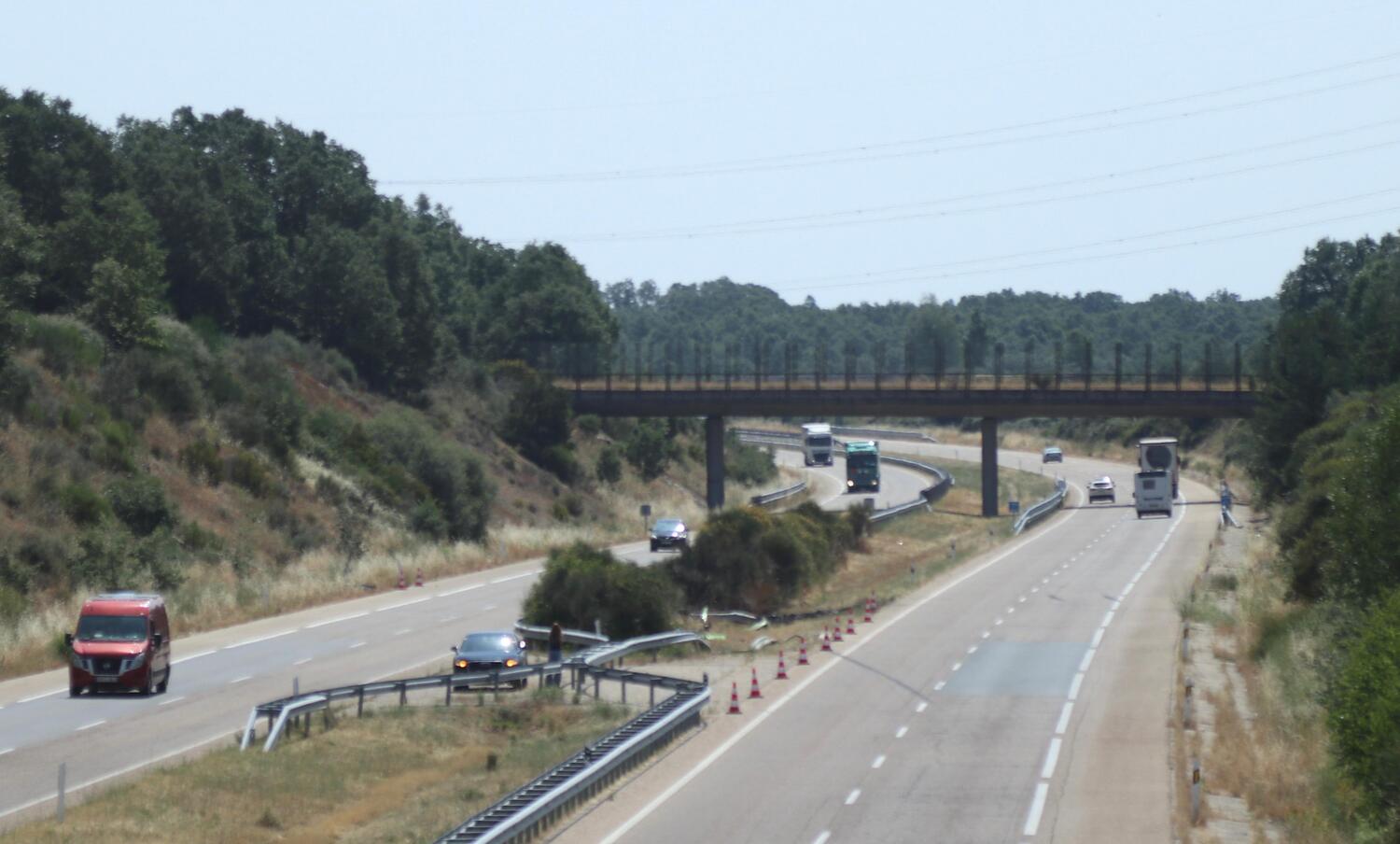 Fallecen el futbolista del Liverpool Diogo Jota y su hermano en un accidente en la A-52 en Cernadilla (Zamora) | ICAL Fallecen el futbolista del Liverpool Diogo Jota y su hermano en un accidente en la A-52 en Cernadilla (Zamora) | ICAL