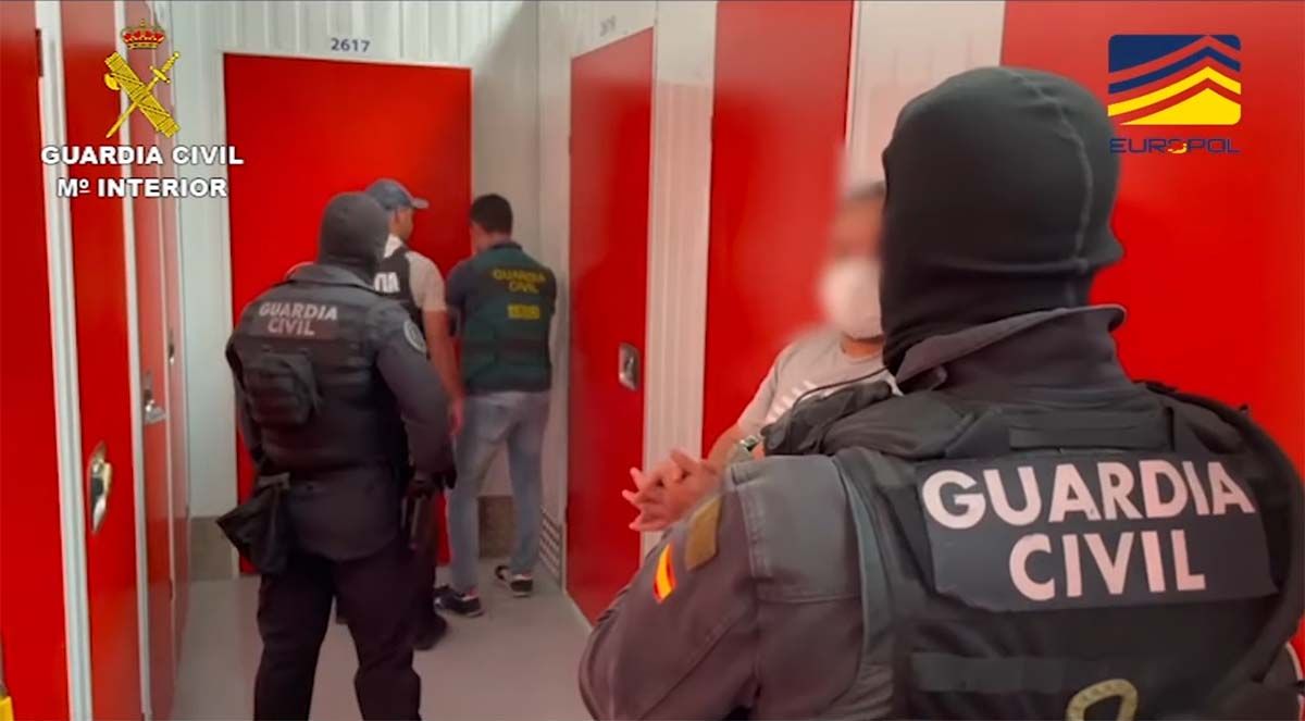 cajero toral de los vados