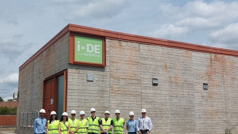 Alumnos ULE visitan Eras de Renueva de i-DE