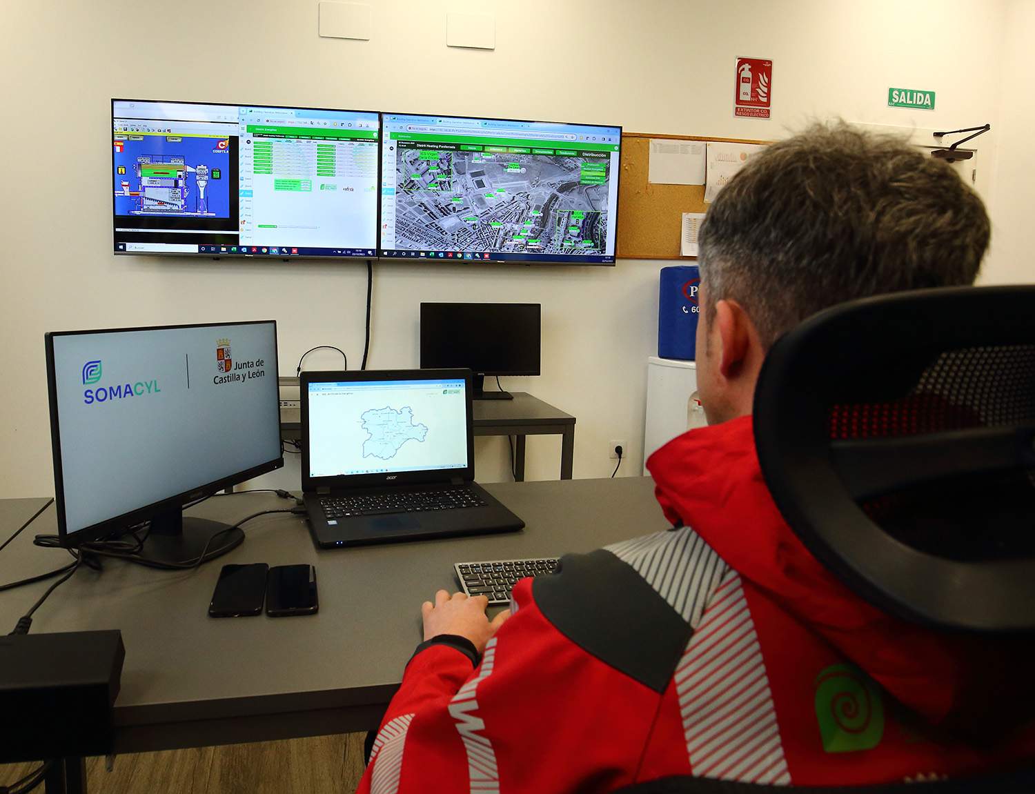 César Sánchez ICAL. Oficina de control de la planta Red de Calor de Ponferrada