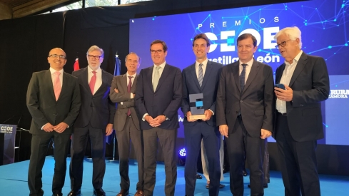 Votorantim Cimentos premiada por la CEOE de Castilla y León | Votorantim Cimentos, premiada por la CEOE de Castilla y León por su compromiso económico y social con el Bierzo