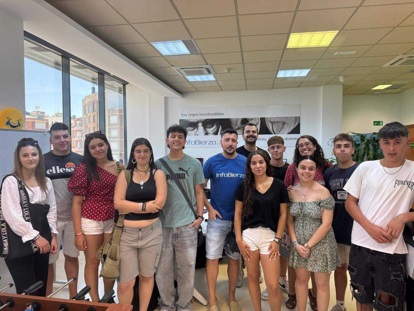 Feliz generación, InfoBierzo cumple 18 años (1)