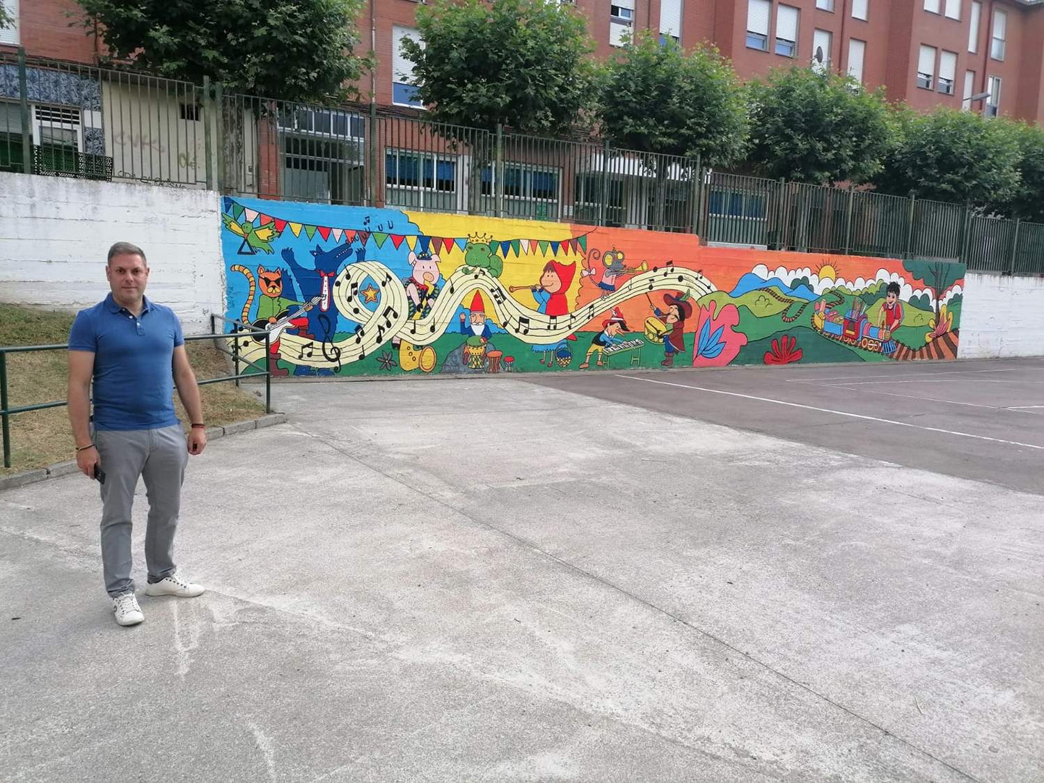 Nuevo Mural del colegio Campo de los Judíos