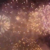 Fuegos artificiales PiBierzo en San Fermín 2025 | PiBierzo deslumbra Pamplona con su espectáculo cromático en la penúltima noche de San Fermín 2025