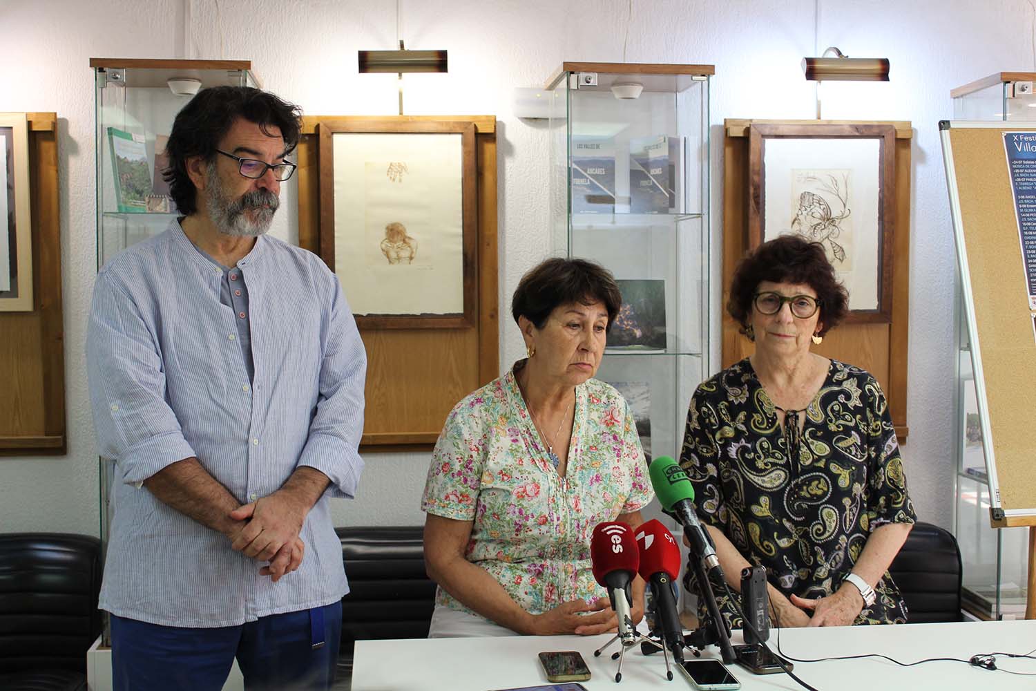 Junta directiva actual del IEB | El Instituto de Estudios Bercianos liquida su deuda de 85.000 €, aunque afronta una posible devolucion de subvencion Junta directiva actual del IEB | El Instituto de Estudios Bercianos liquida su deuda de 85.000 €, aunque afronta una posible devolucion de subvencion