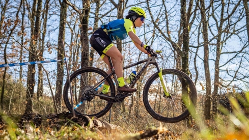 La ciclista berciana del HyD Ciudad de Salamanca Vega Albares