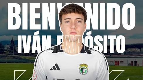 Anuncio del fichaje de Iván Expóxito por el Atlético Bembibre