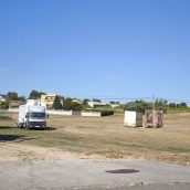 Feriantes en las fiestas de Cabañas Raras.