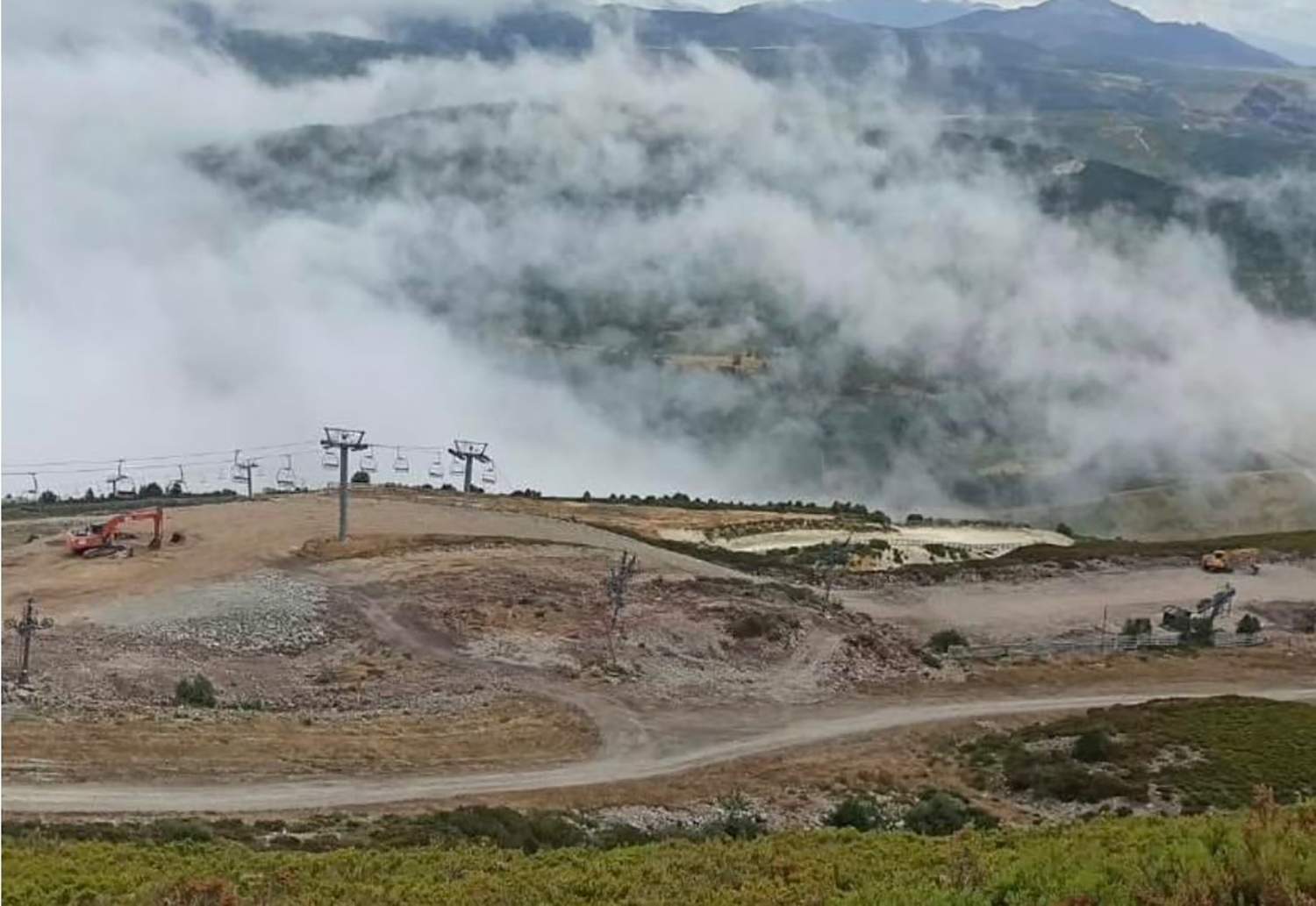 Leitariegos avanza en sus obras de modernización pero deja en el aire que estén listas al inicio de la temporada | Redes sociales de Leitariegos 