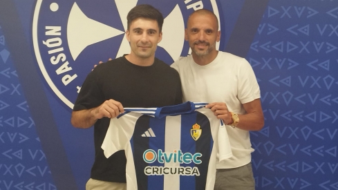 Xemi Fernández se incorpora a la Ponferradina y sueña con el ascenso.