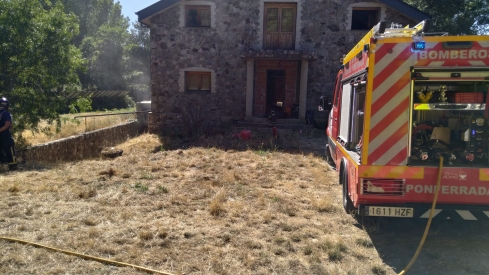 Incendio en una vivienda en Folgoso
