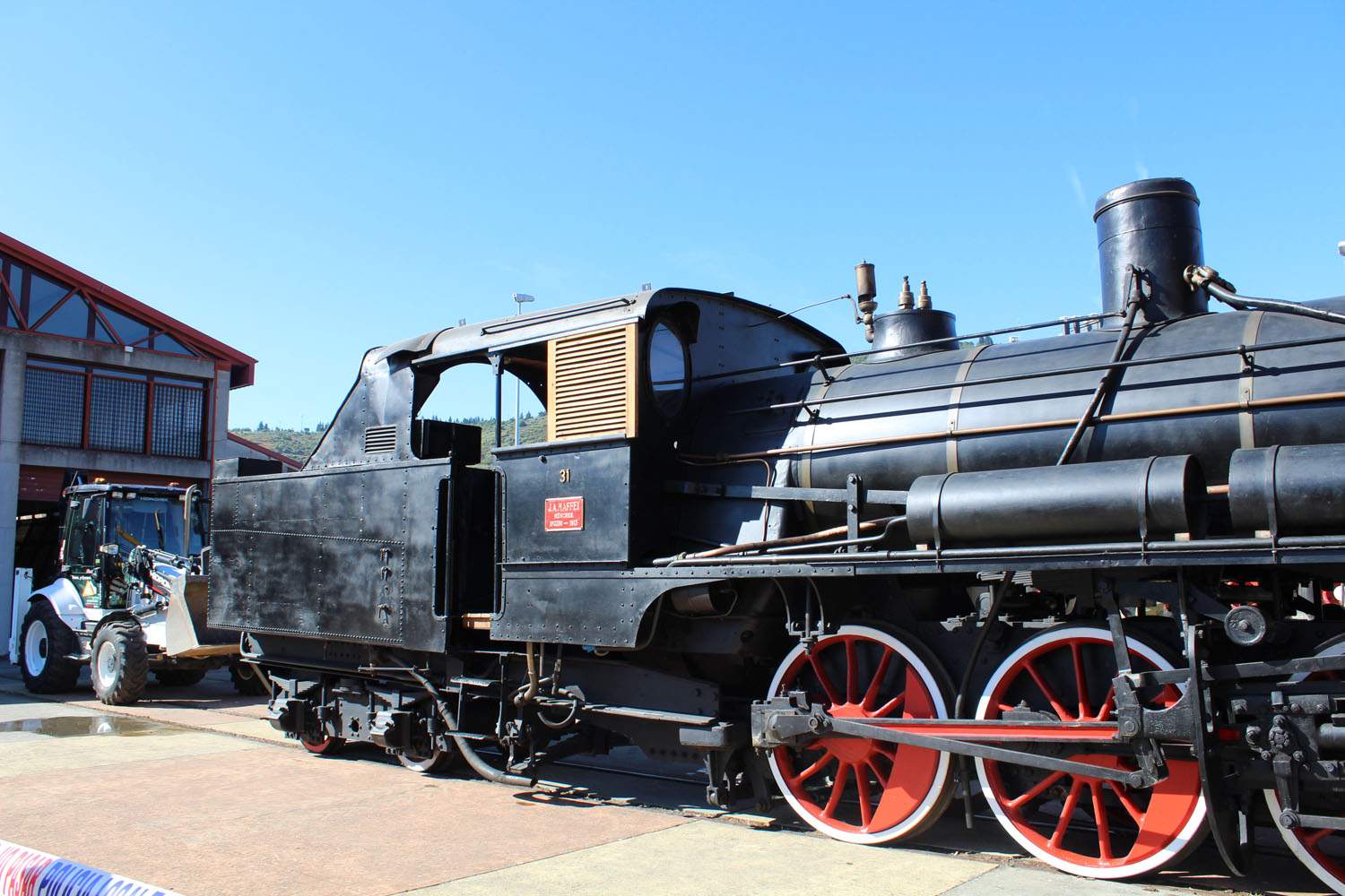 Traslado de la locomotora PV 31 de Ponferrada a los Talleres Ferroviarios de Villablino (5)