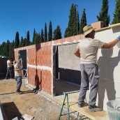 La Escuela de Educación Infantil Municipal Camino de Santiago contará con nueva zona de acceso y protección ante inclemencias