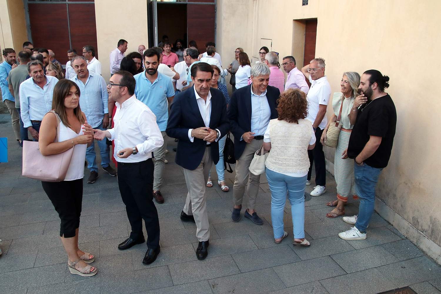 Peio García / ICAL . El consejero Juan Carlos Suárez Quiñones preside la constitución del Pleno de la nueva Comisión Gestora Provincial del PP de León