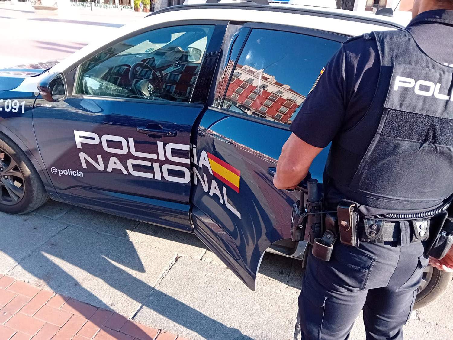 Detenido por masturbarse en un bar de Puente Colgante de Valladolid. Fuente: Policia Nacional Detenido por masturbarse en un bar de Puente Colgante de Valladolid. Fuente: Policia Nacional