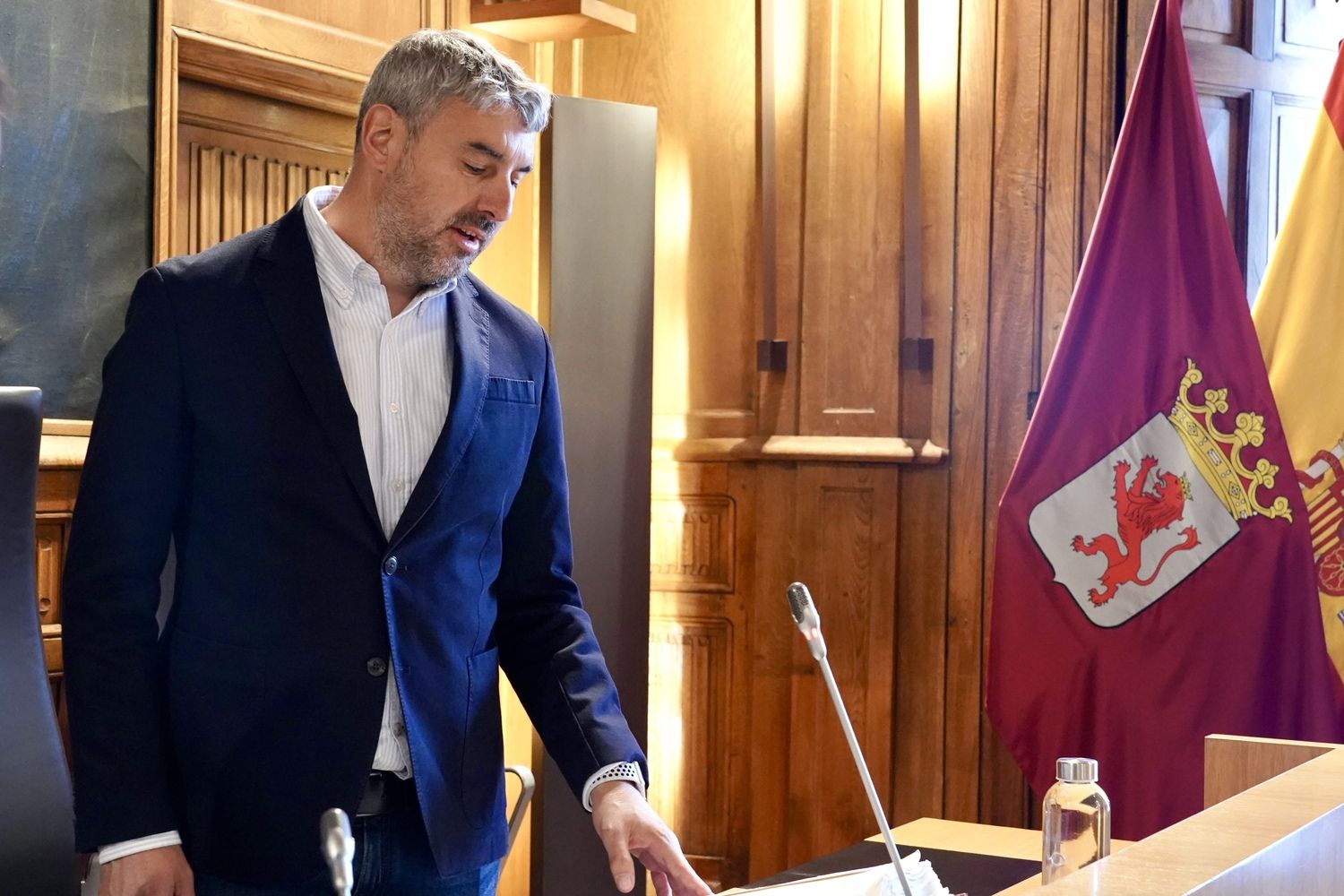 Pleno de la Diputación de León | Campillo / ICAL