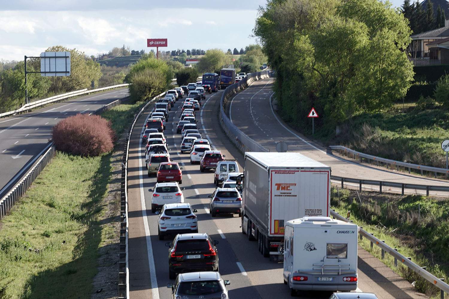 Tráfico despliega un amplio operativo por el 1 de mayo con más de seis millones de desplazamientos previstos Tráfico despliega un amplio operativo por el 1 de mayo con más de seis millones de desplazamientos previstos