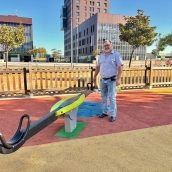 Ponferrada repara los parques infantiles del barrio de La Rosaleda de Ponferrada