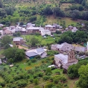 Rimor a vista de drón, Dani Merino | Rimor afronta su cuarto día sin agua y reaviva las quejas vecinales contra la dependencia del depósito de Orbanajo