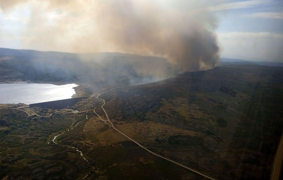 Incendio en Porto, en la comarca de Sanabria (Zamora)