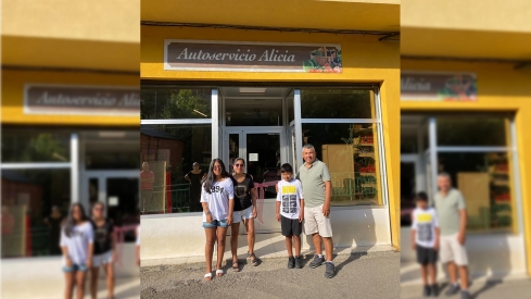 Tremor de Arriba evita el cierre de su última tienda con una nueva familia del Proyecto Repuebla