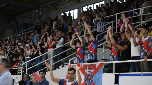 El  Baloncesto Clínica Ponferrada habilita la reserva fija de asientos para sus socios. Baloncesto Clínica Ponferrada 