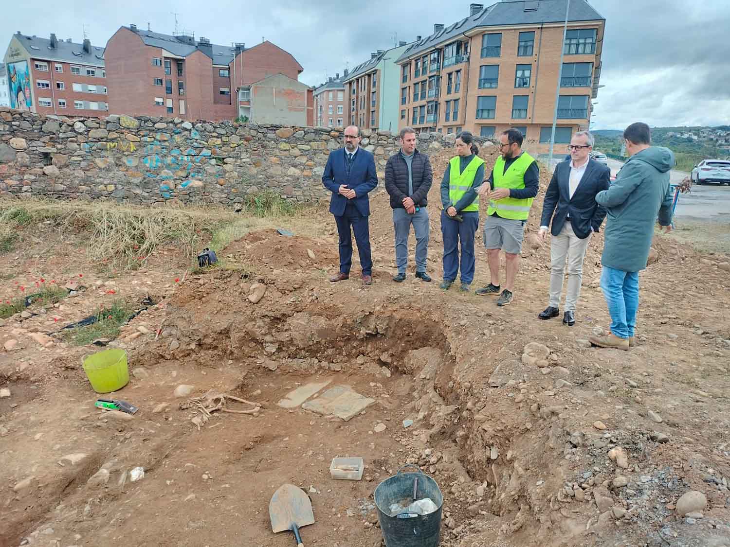 Excavaciones en el Cementerio del Carmen en Ponferrada