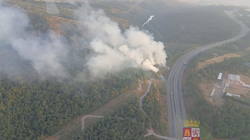 Incendio A 6 entre Ponferrada y Bembibre.