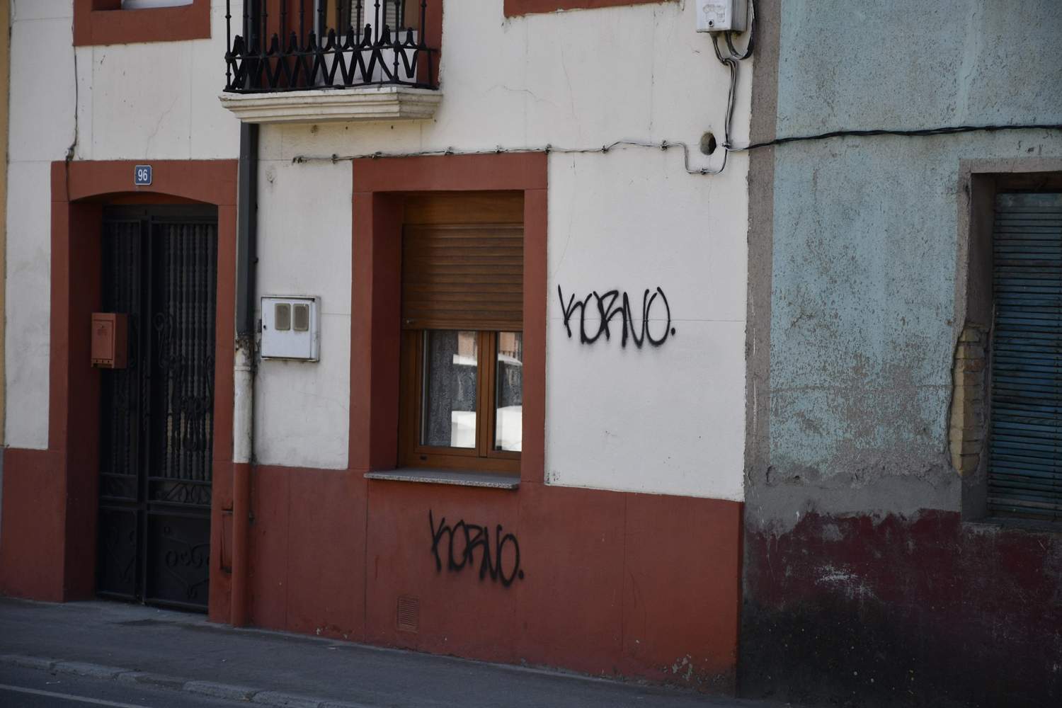 Grafitis con la firma Korno en Camponaraya (2) Grafitis con la firma Korno en Camponaraya (2)