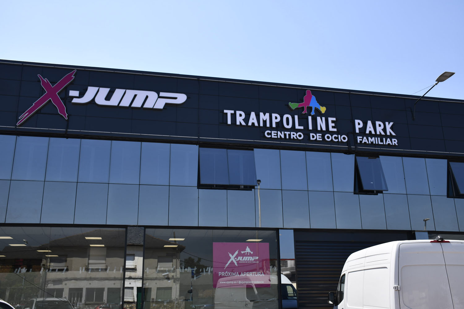 X Jump (3) | X Jump (3) |